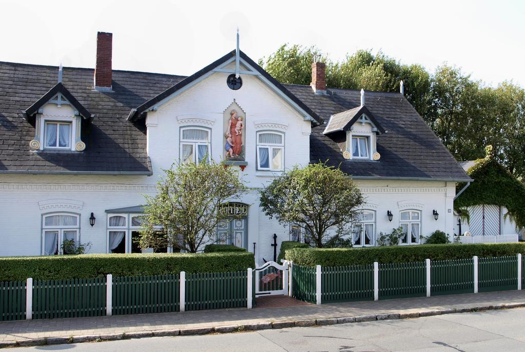 Hotel Friesenhof Wenningstedt-Braderup Esterno foto